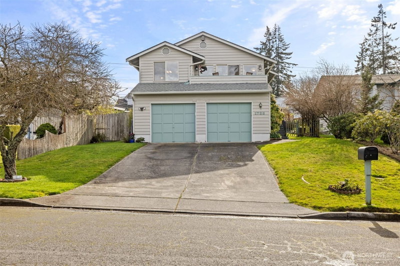 1728 W 6th Street photo 1
