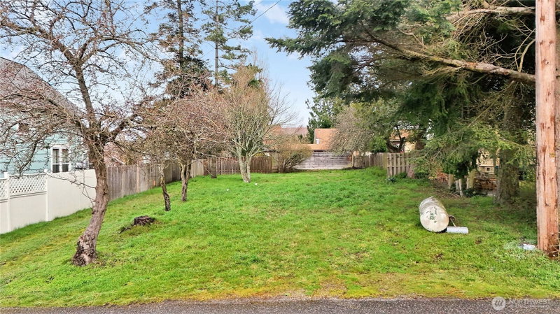 1520 Blaine Street photo 7