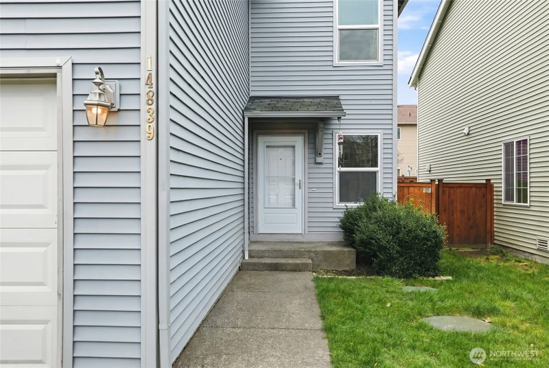 14839 99th Way SE photo 2