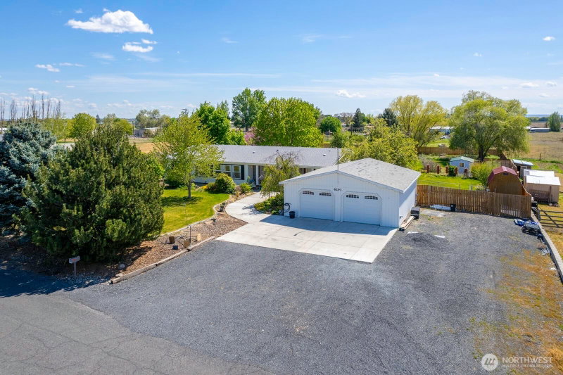 6293 NE Road 3.3 photo 2