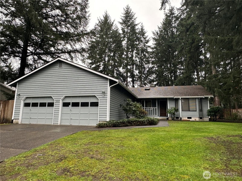 9043 3rd Way SE photo 2