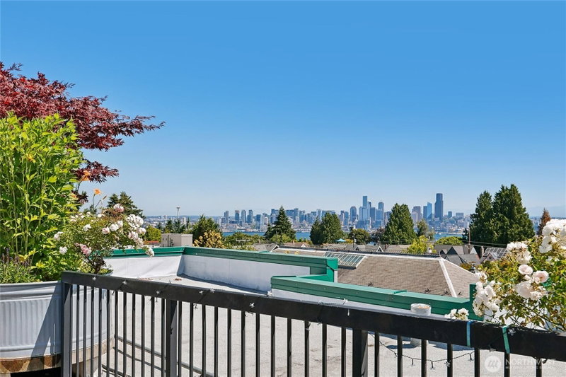 2331 42nd Avenue SW #414 photo 1