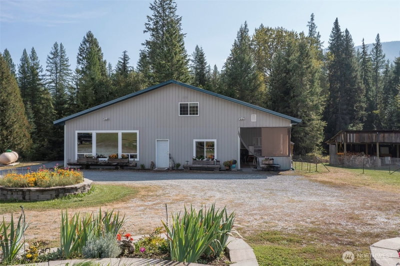 3829 Deep Lake Boundary Road photo 1