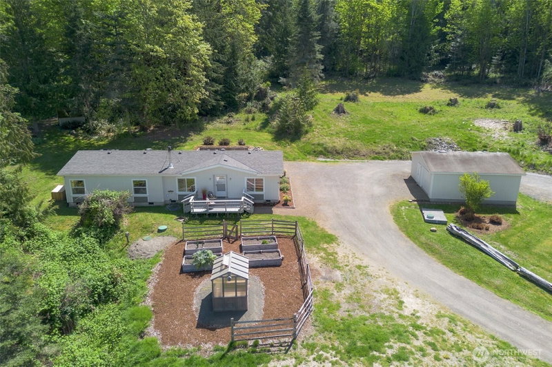 165 Wildcat Road photo 1