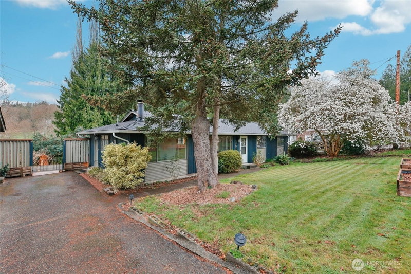17419 100th Street SE photo 2