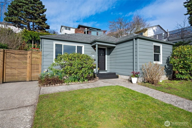 2849 36th Avenue W photo 2