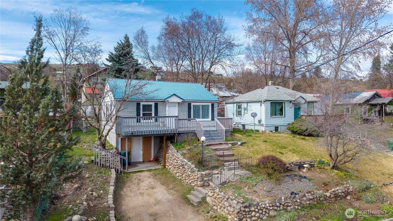 647 3rd Avenue photo 2