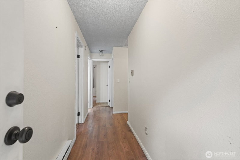 70 E Huckleberry Drive photo 2