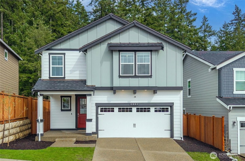 1081 SW Pendleton Way photo 1