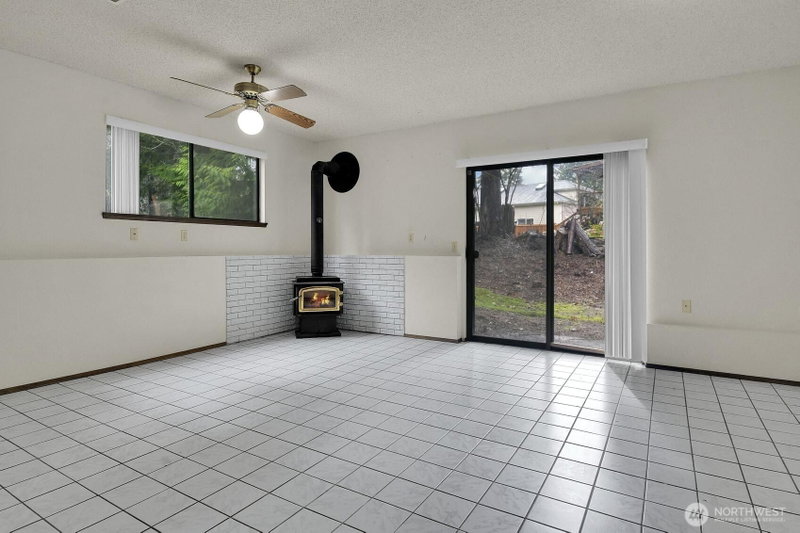 2531 187th PL SE photo 11