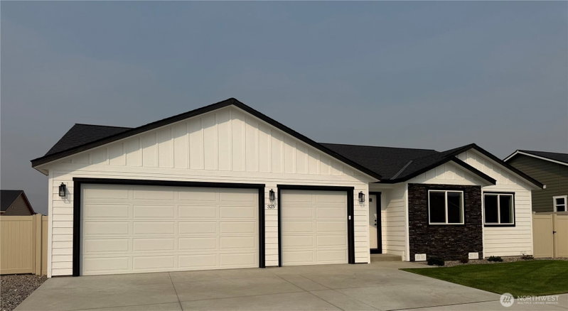 325 Emma Drive photo 1
