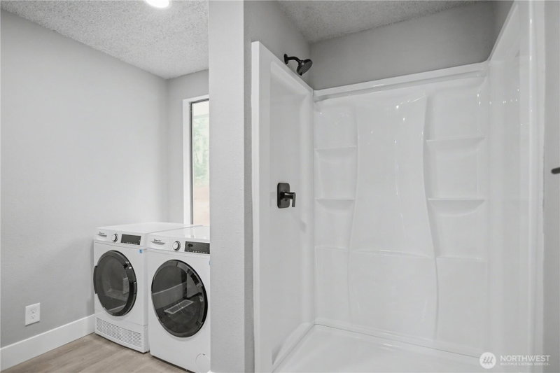 332 S Birch Street photo 25
