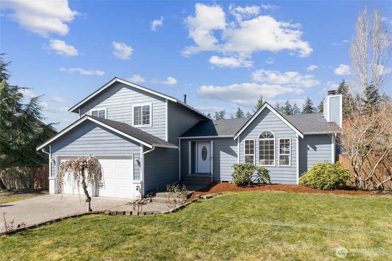 21704 95th Avenue Ct E photo 2