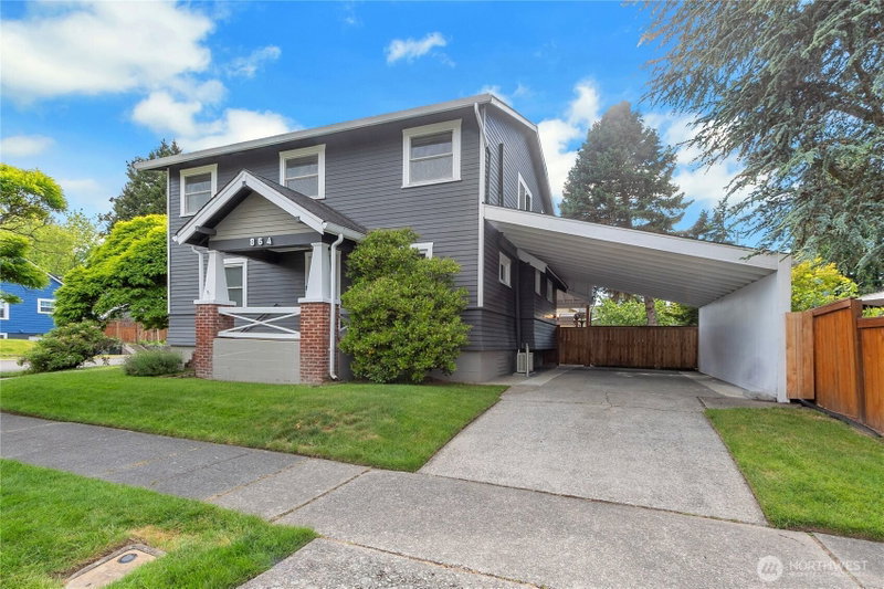 864 S Fife Street photo 1