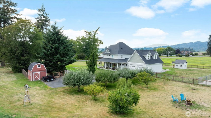 9177 Collins Road photo 2