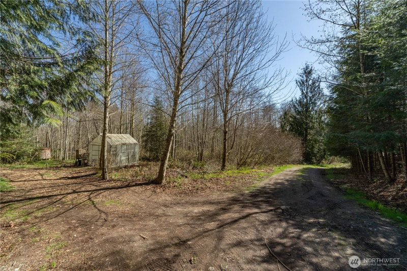 1119 Eaglemount Road photo 39