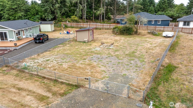 733 Wood Duck Avenue SE photo 2