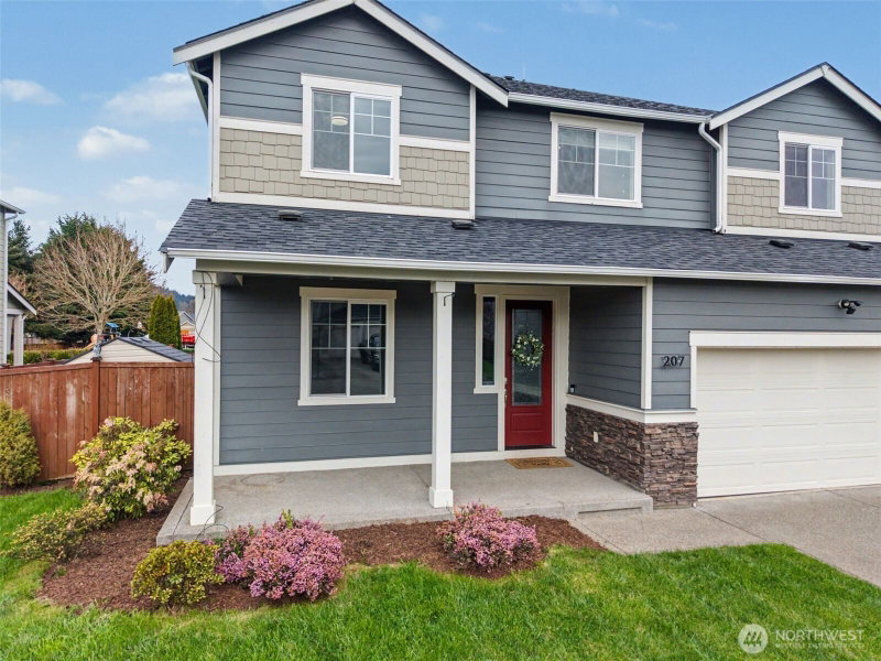 207 Fielding Street NE photo 2