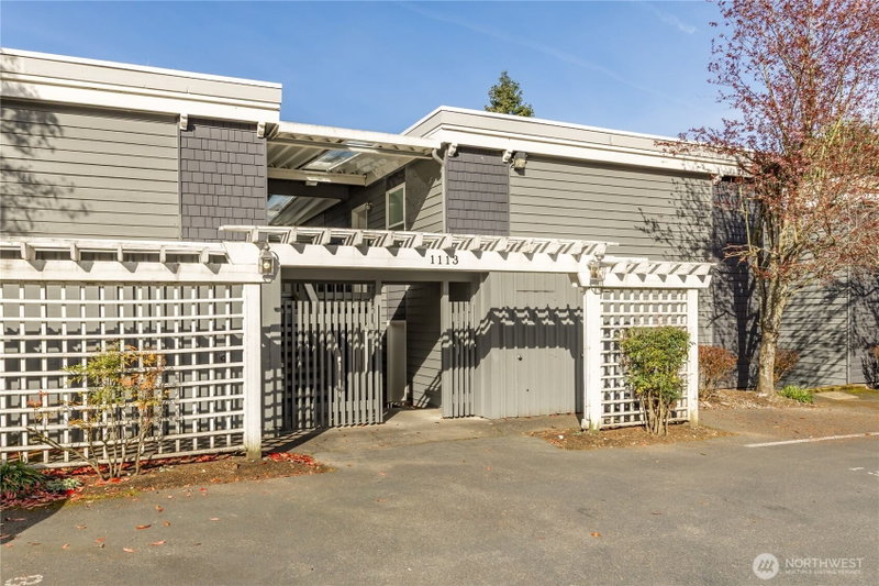 1113 Kirkland Avenue #4B photo 2