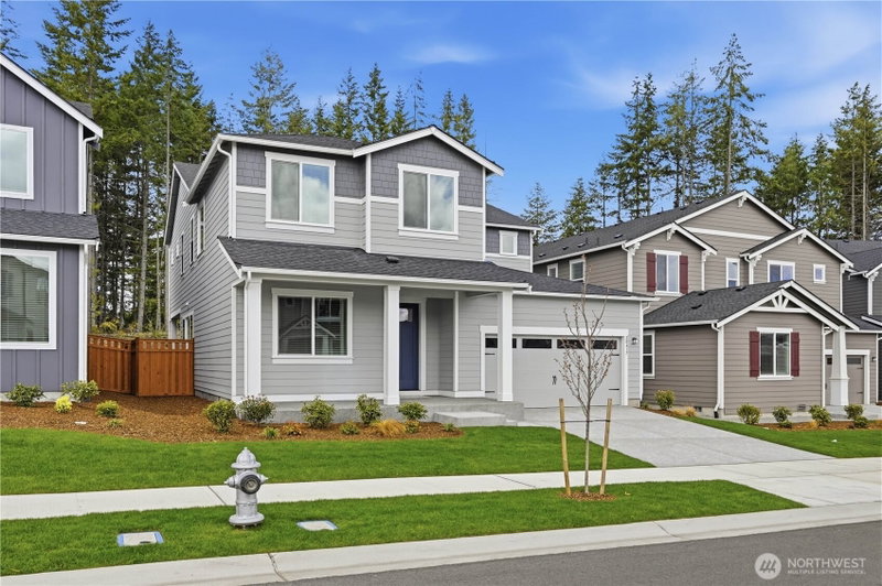 20417 Mystic Place E photo 2