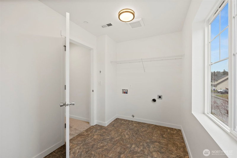 11411 Ashton Ave E photo 40