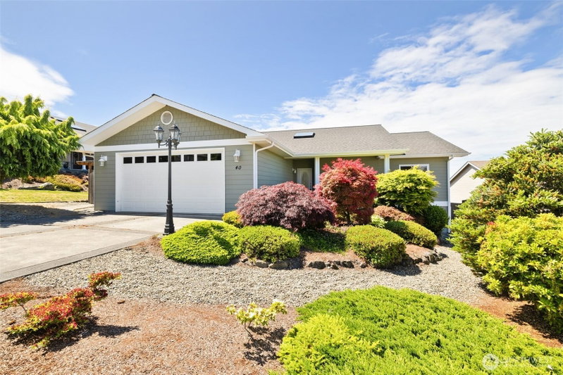 40 Coral Drive photo 2