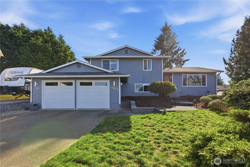 29819 5th Avenue SW photo 1