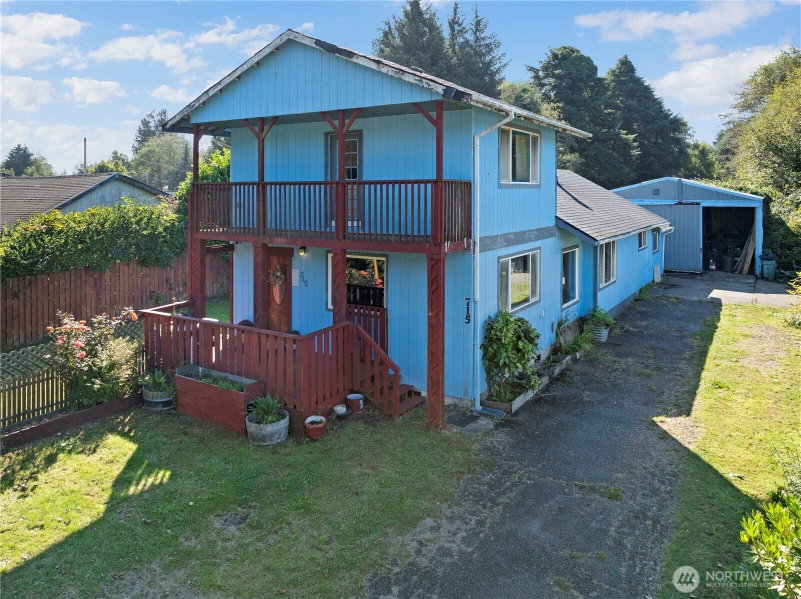 715 Copalis Beach Road photo 1
