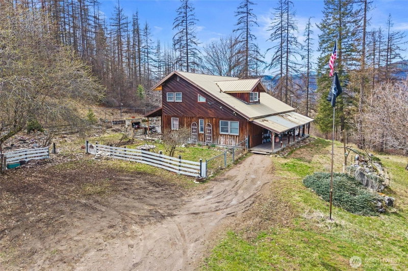 3442 Moore Road photo 1