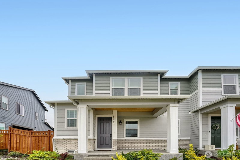 15328 208th Avenue E photo 2