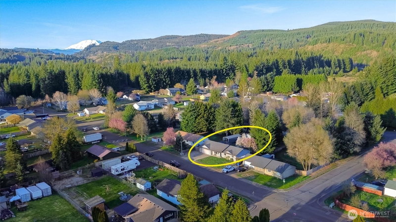 505 N Hubbard Avenue photo 17