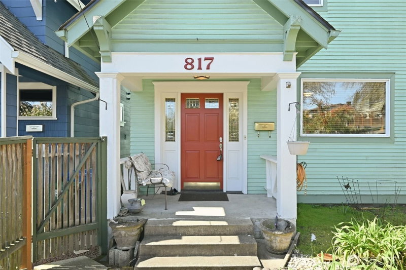 817 20th Avenue S photo 2
