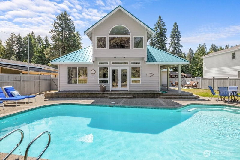 491 Pebble Beach Dr photo 2