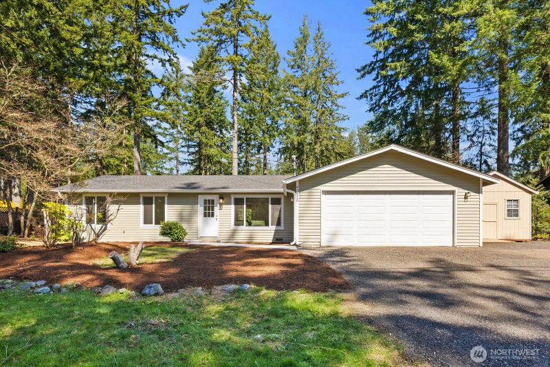43110 SE 173rd Place photo 1