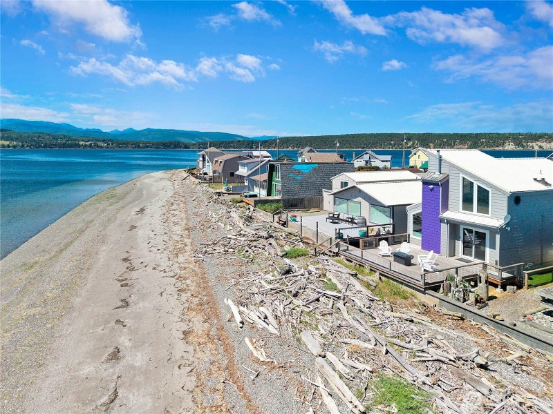 950 Beckett Point Road photo 1