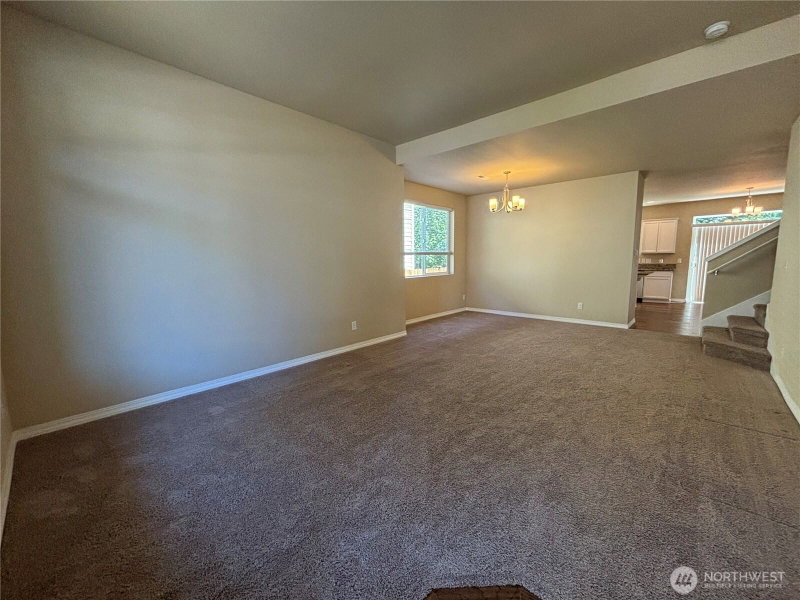 3676 SE Chesterton Drive photo 2