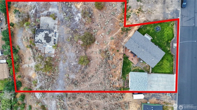 403 Hilltop Drive photo 40