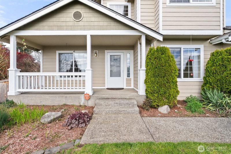 16426 135th Avenue E photo 2