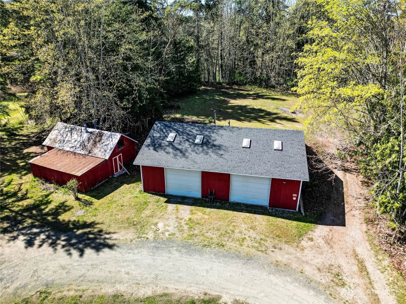 1316 Mount Pleasant Road photo 2