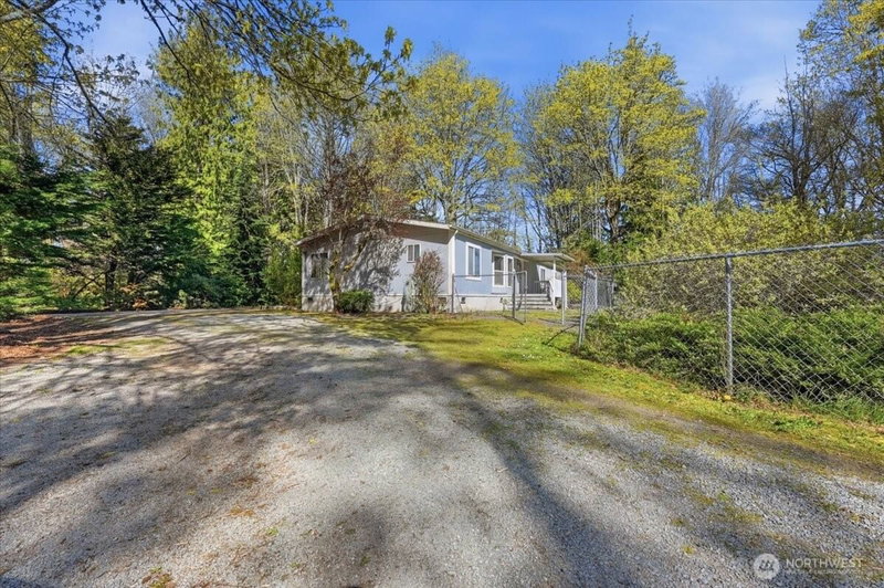 3218 Cherry Tree Lane photo 2