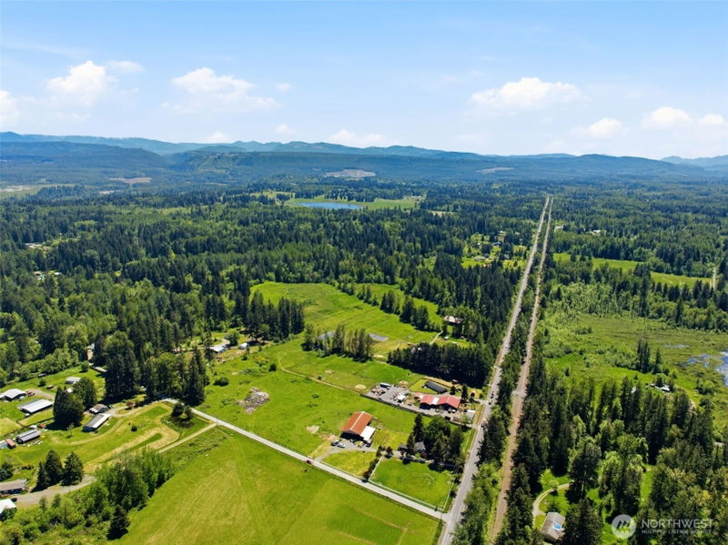 25017 Orting Kapowsin Highway E photo 1