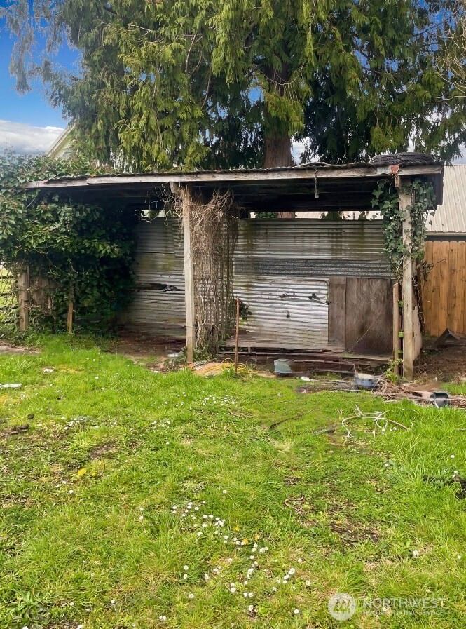 604 Oregon Avenue photo 9