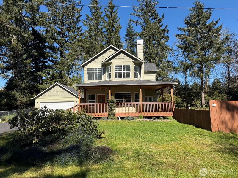 830 Discovery Avenue SE photo 37
