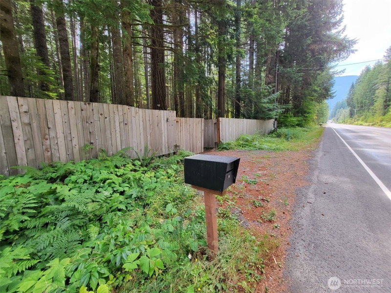 56207 E Kernahan RD photo 2