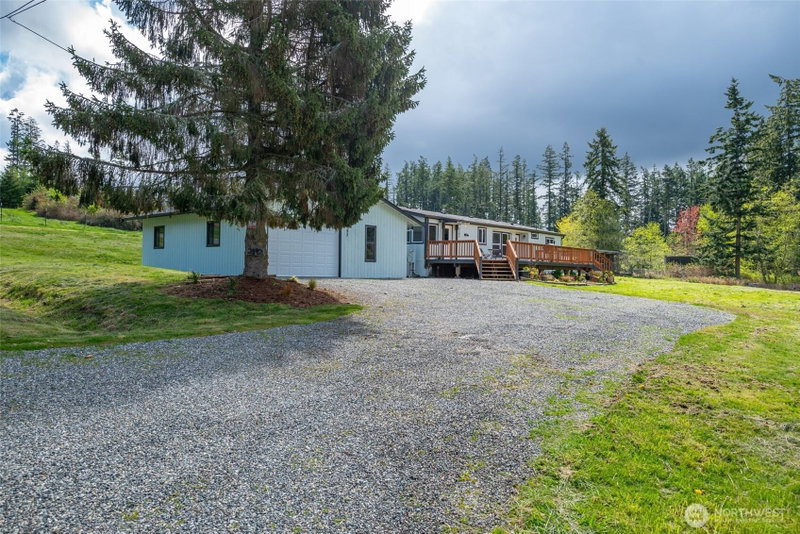 2192 Nautilus Road photo 2