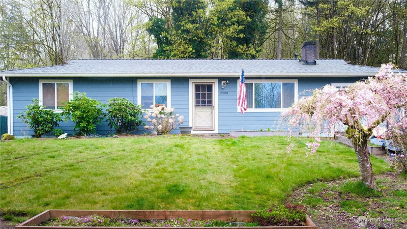 17909 SE 121st Place photo 1