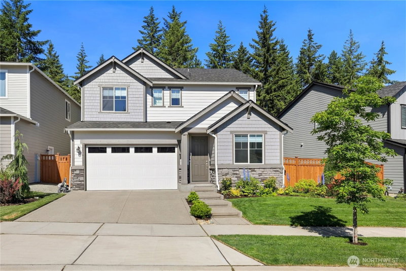 12976 186th Avenue E photo 2