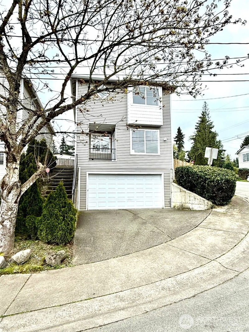 11542 62nd Avenue S photo 1