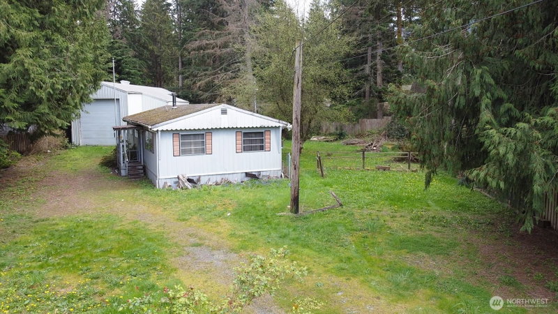 44032 Fir Road photo 2