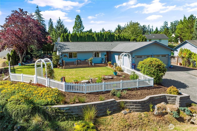 1389 Welling Road photo 1